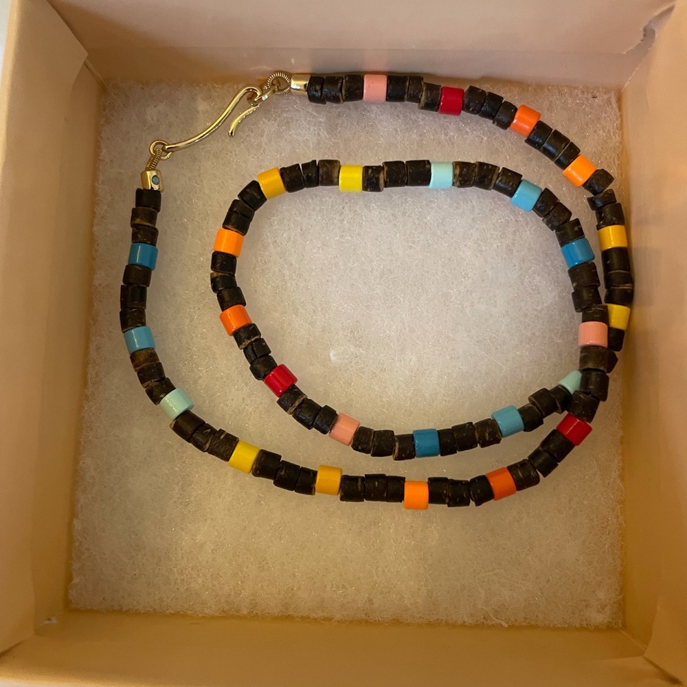 Roxanne Assoulin beaded necklace